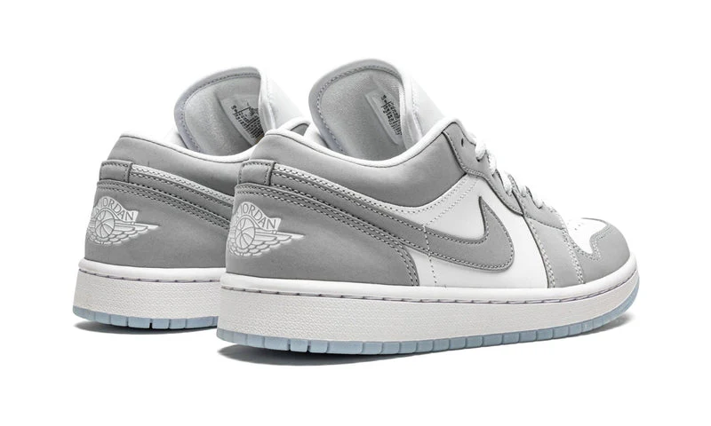 Air Jordan 1 Low Golf Wolf Grey - Image 3