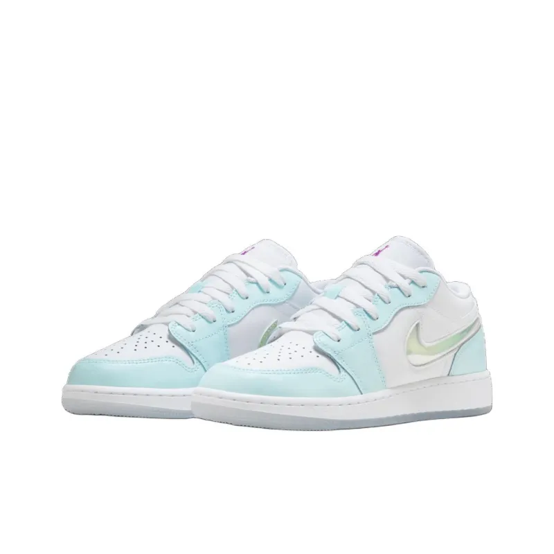 Air Jordan 1 Low SE Glacier Blue (GS) - Image 2
