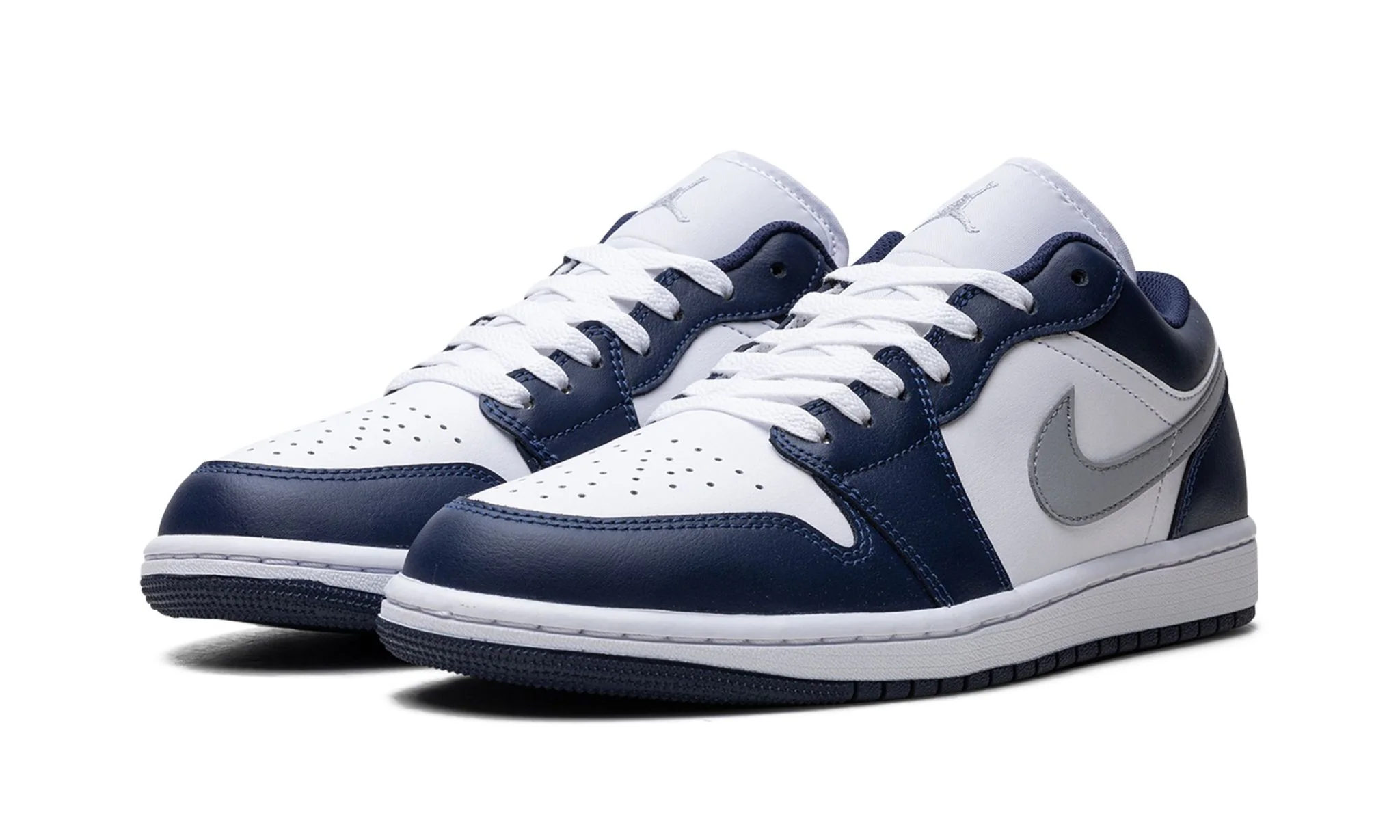 Air Jordan 1 Low Wolf Grey Midnight Navy - Image 2