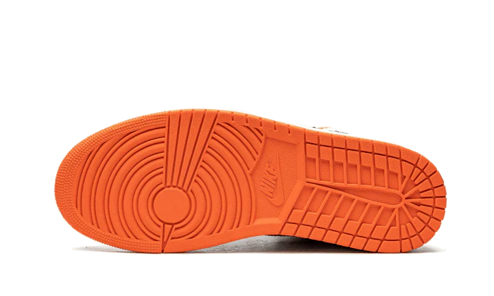 Air Jordan 1 Retro High OG Electro Orange - Image 4