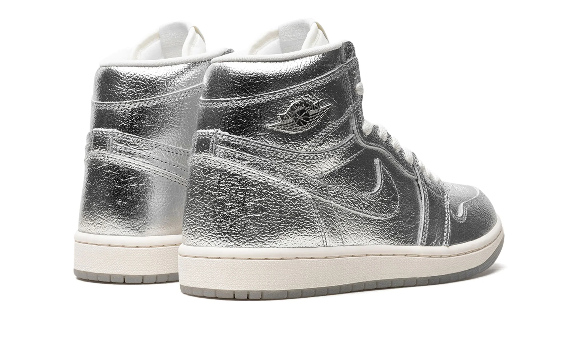 Air Jordan 1 Retro High OG Chrome - Image 3