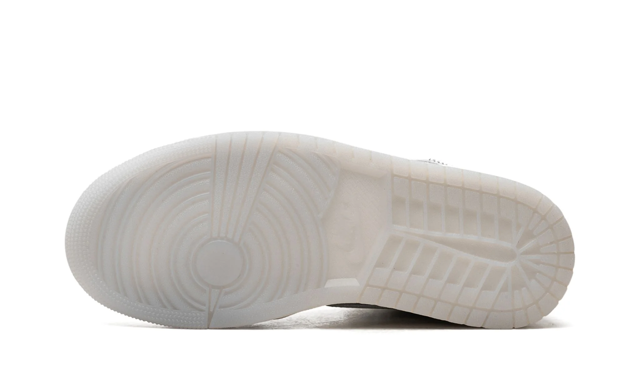 Air Jordan 1 Retro High OG Chrome - Image 4