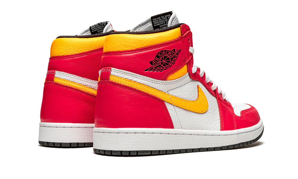 Air Jordan 1 Retro High OG Light Fusion Red - Image 3