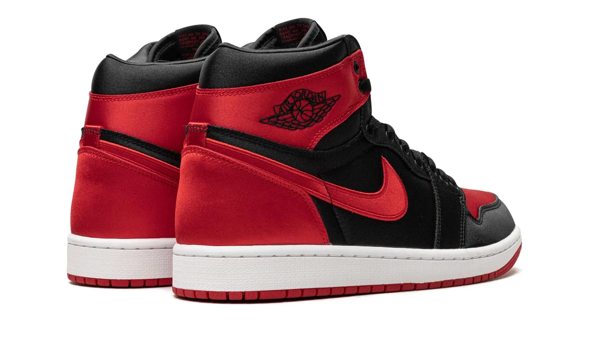 Air Jordan 1 Retro High OG Satin Bred - Image 3