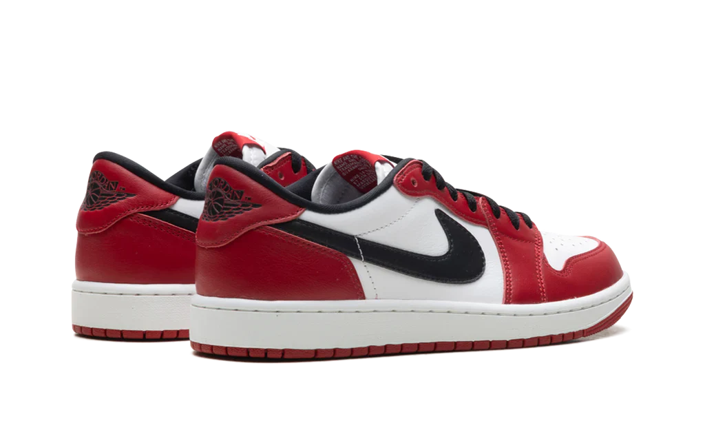 Air Jordan 1 Retro Low OG Chicago (2025) - Image 3