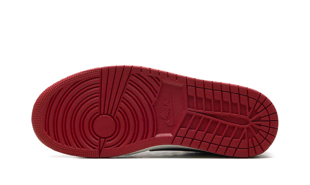 Air Jordan 1 Retro Low OG Chicago (2025) - Image 4
