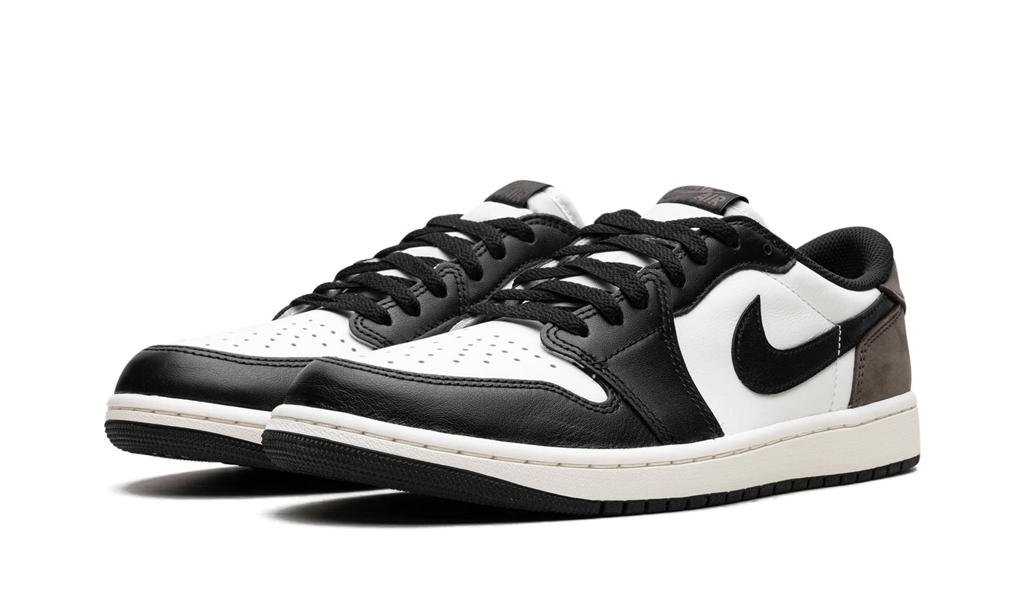 Air Jordan 1 Retro Low OG Mocha - Image 2