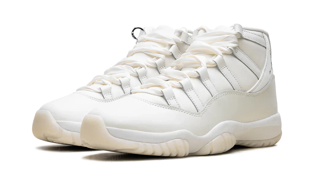 Air Jordan 11 Retro Pearl (Women's) - Image 2