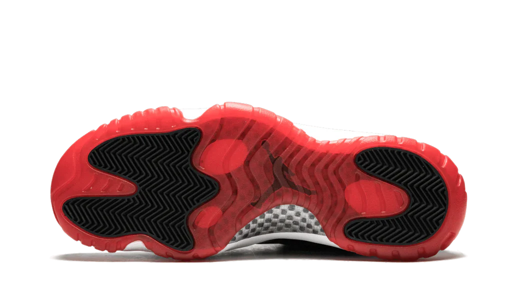 Air Jordan 11 Retro Playoffs Bred (2019) - Image 4