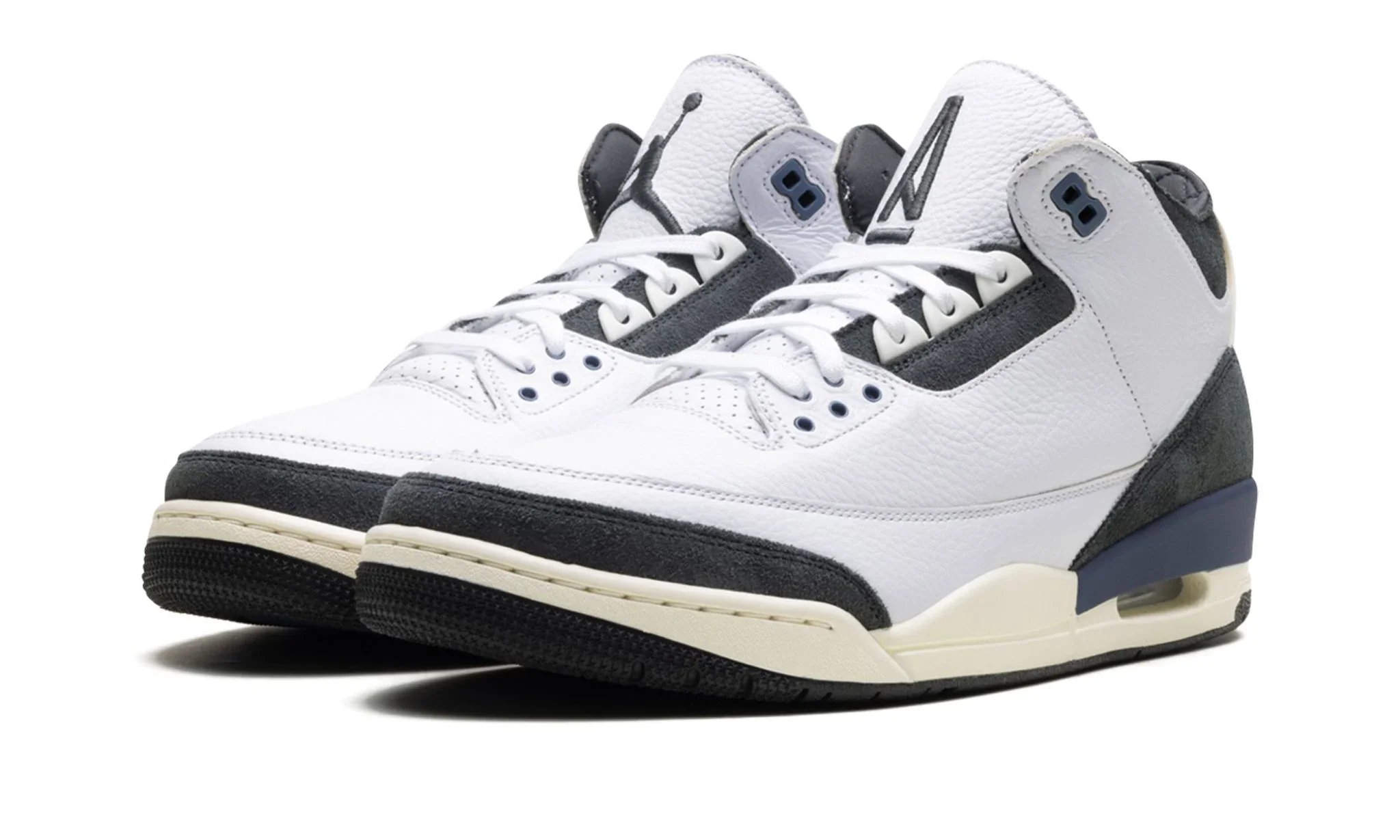 Air Jordan 3 Retro OG SP A Ma Maniére Diffused Blue - Image 2
