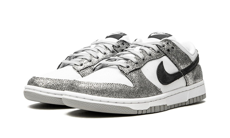 Dunk Low Golden Gals Metallic Silver - Image 2