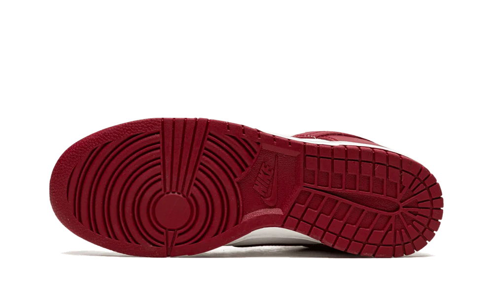 Dunk Low Team Red (2022) - Image 4