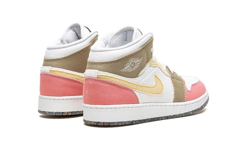 Air Jordan 1 Mid SE Pastel Vivid Green Grind (GS) - Image 3