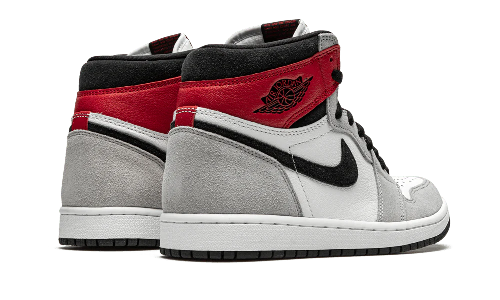 Air Jordan 1 Retro High 'Light Smoke Grey - Image 3