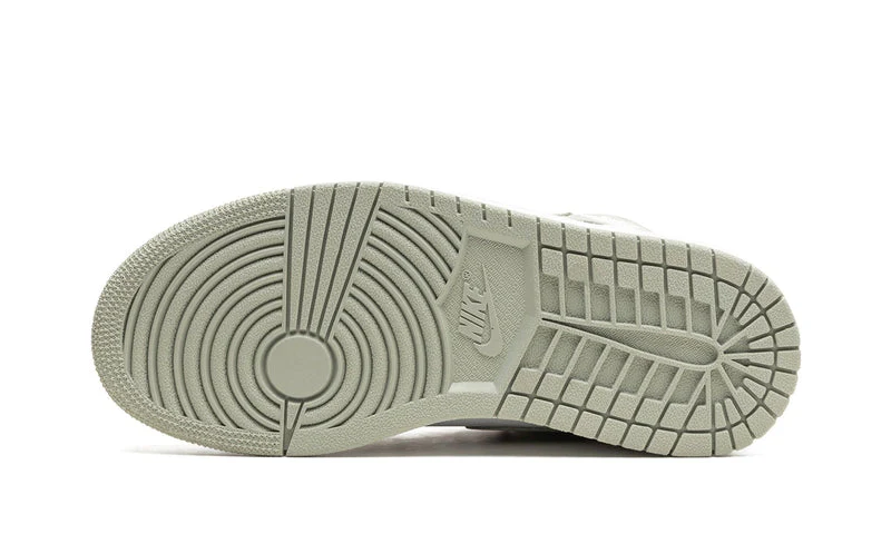 Air Jordan 1 Retro High OG Seafoam (Women's) - Image 4