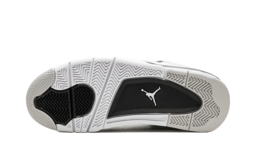 Air Jordan 4 Retro Military Black - Image 4