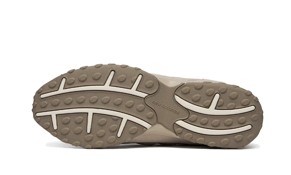 New Balance 204L Timberwolf - Image 4