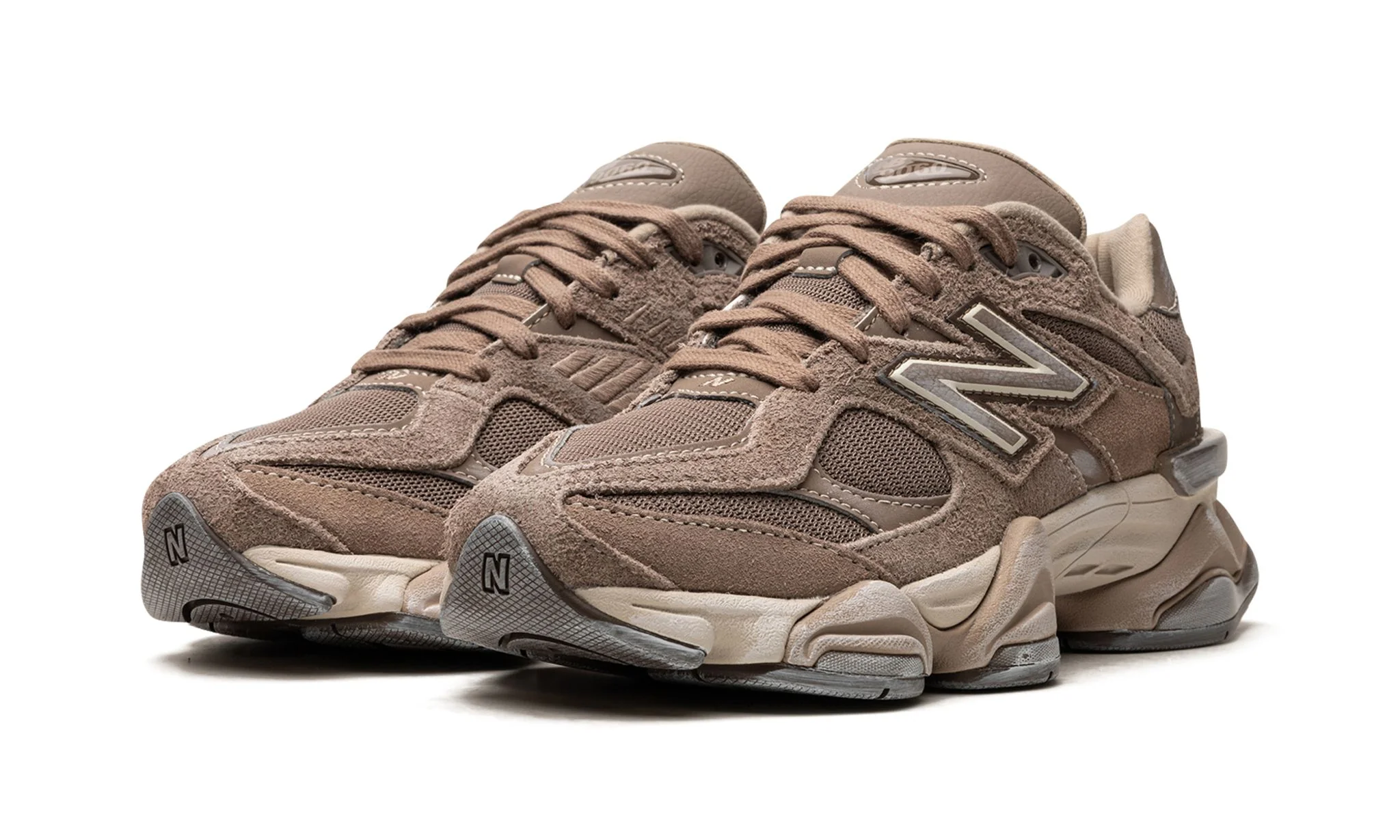 New Balance 9060 Mushroom Timberwolf - Image 2