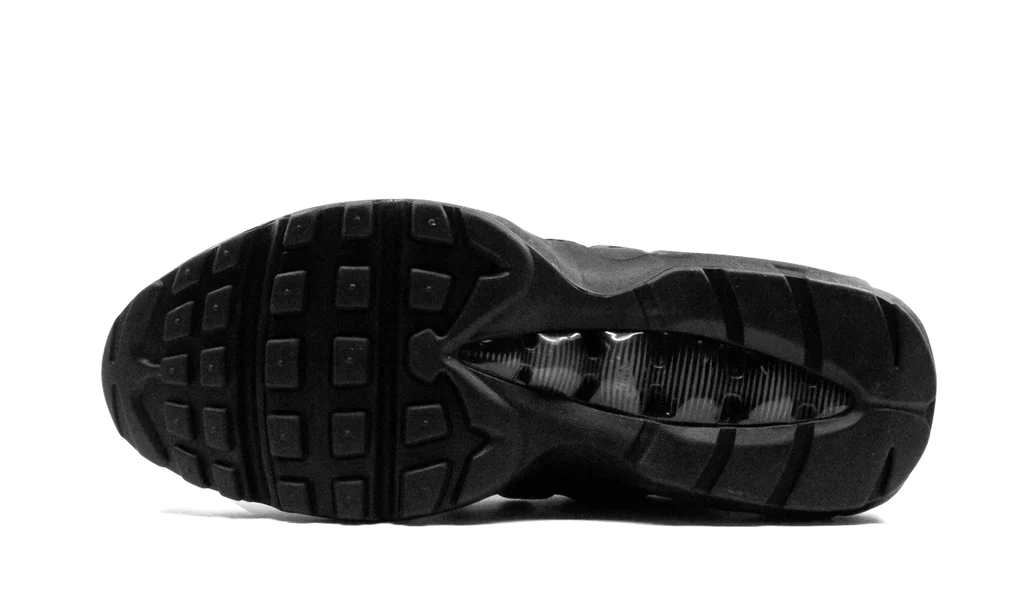Nike Air Max 95 Essential Triple Black - Image 4