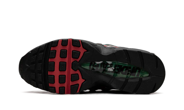 Nike Air Max 95 SP Undefeated Black - Image 4
