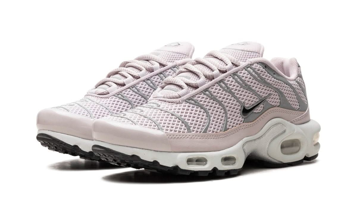 Nike Air Max Plus Platinum Violet (Women's) - Image 2