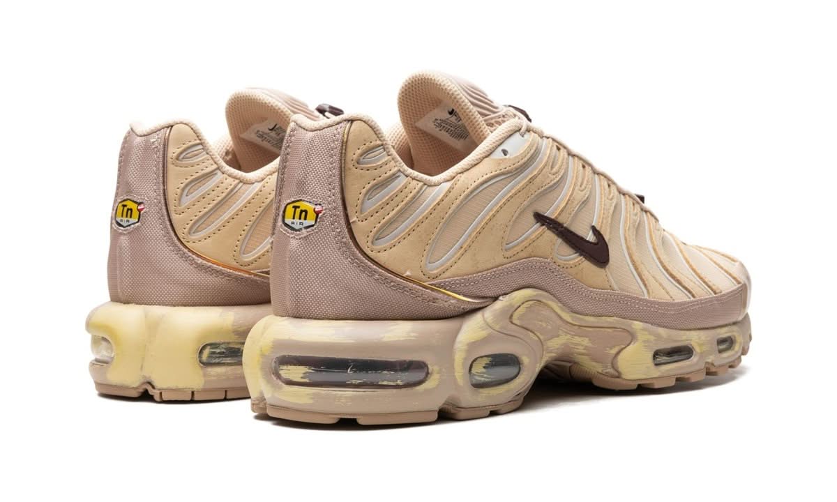 Nike Air Max Plus Sesame - Image 3