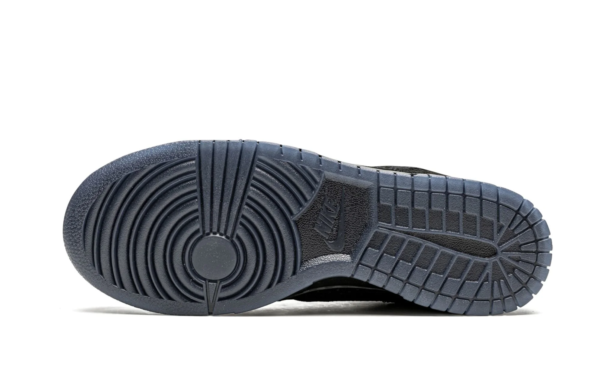 Nike Dunk Low SP Undefeated 5 On It Black - Image 4