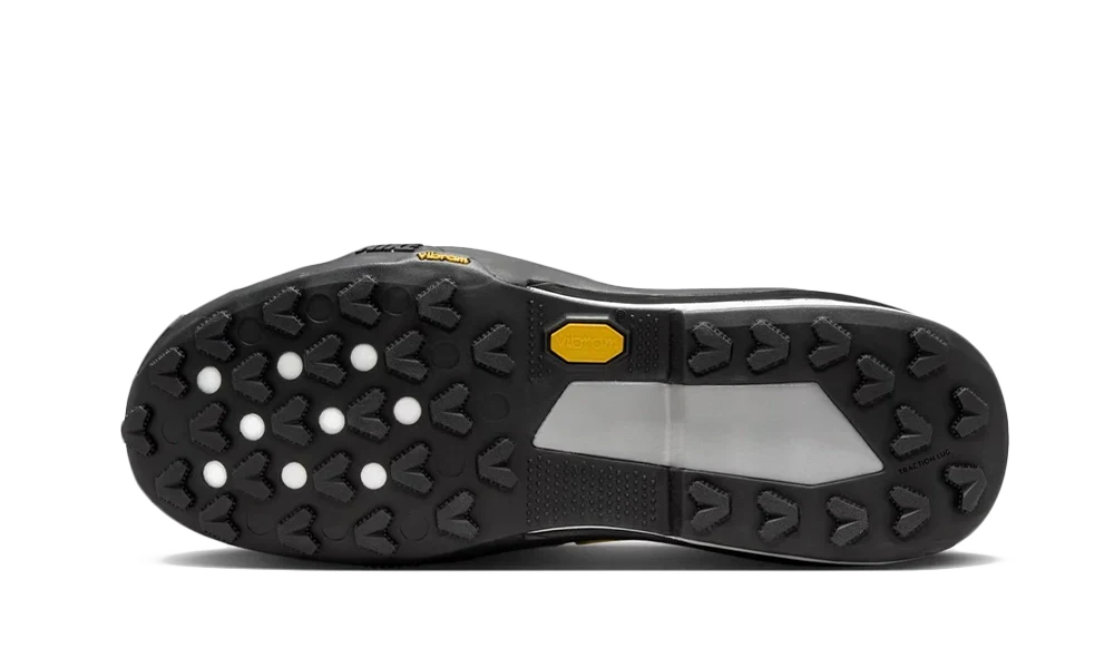 Nike Sacai Zegamadome SP Yellow Matte Silver - Image 3