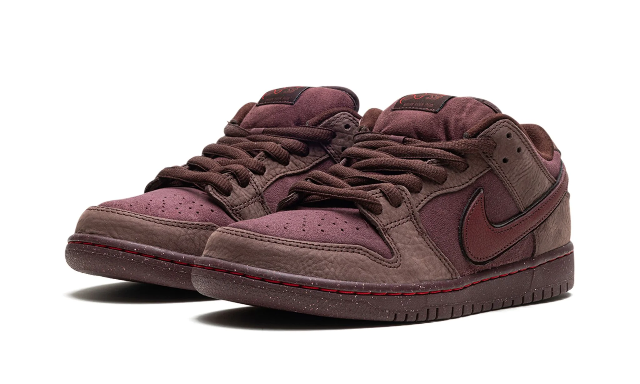 Nike SB Dunk Low City of Love Burgundy Crush - Image 2