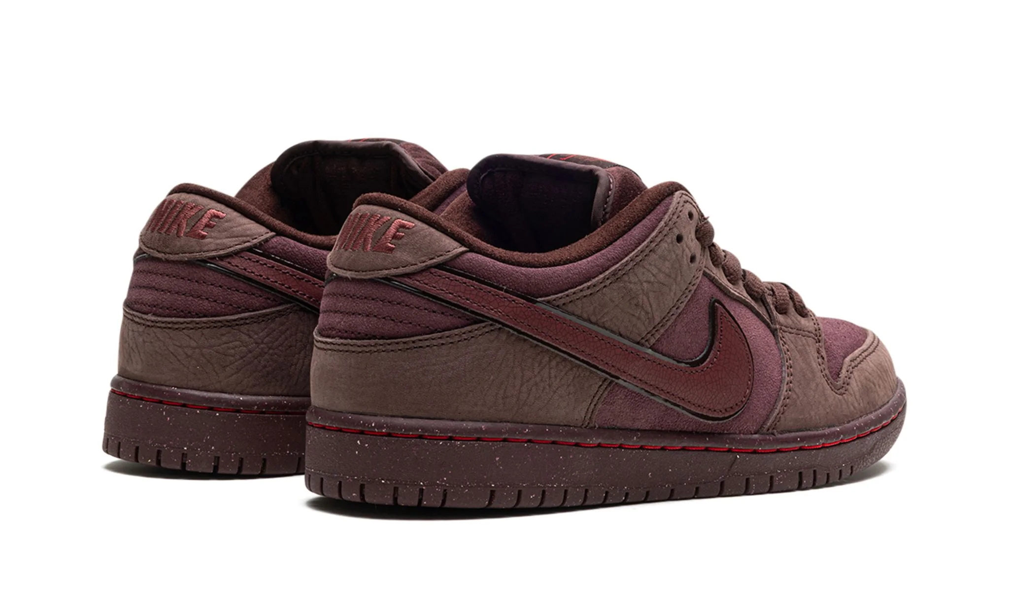 Nike SB Dunk Low City of Love Burgundy Crush - Image 3