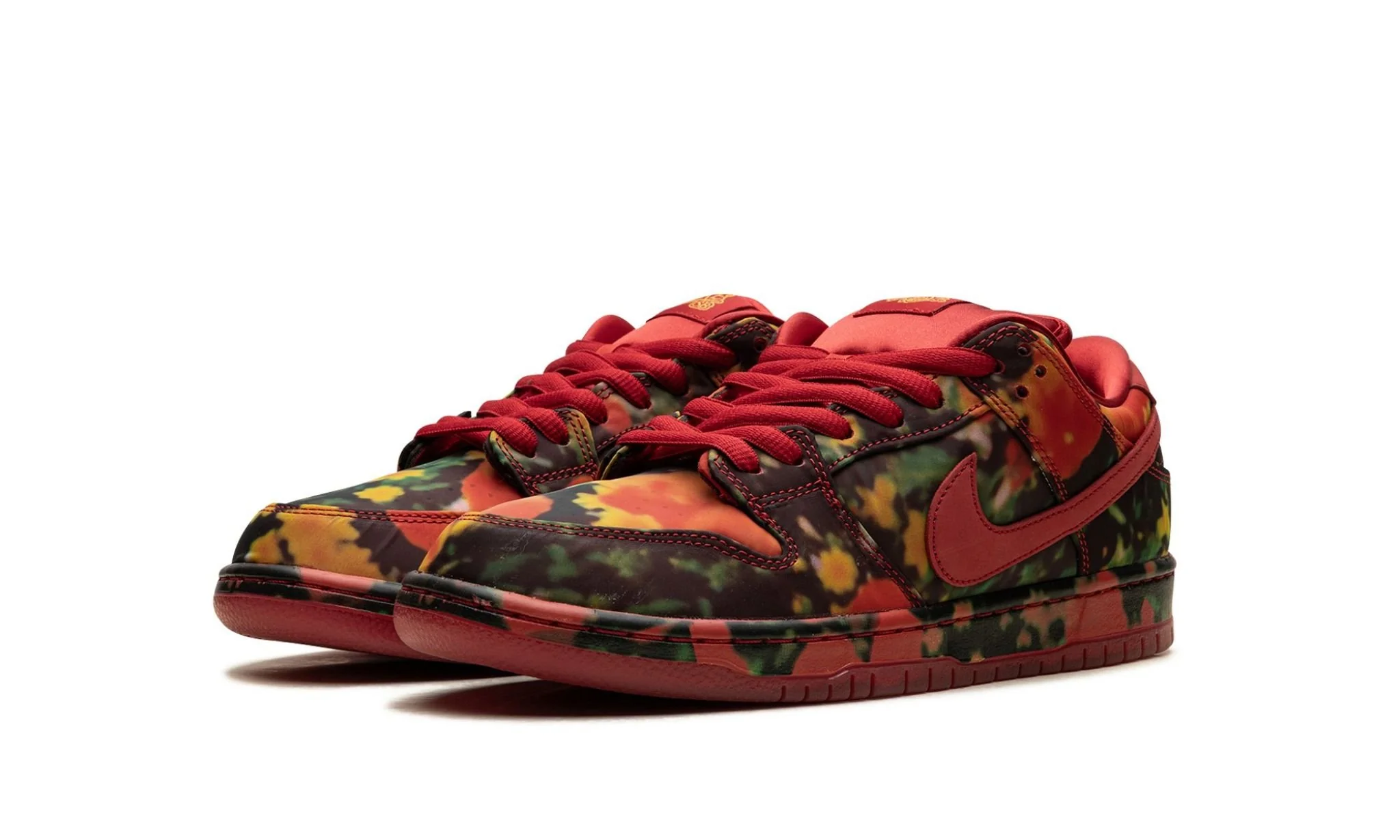 Nike SB Dunk Low The Wizard of Oz Poppy Field - Image 2