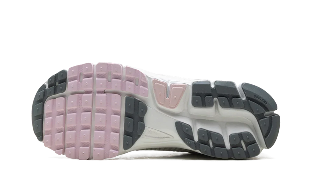 Nike Zoom Vomero 5 520 Pack White Pink (Women's) - Image 4