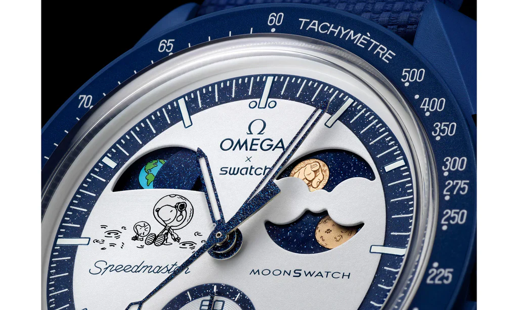 Swatch x Omega Bioceramic Moonswatch Mission To Earthphase Moonshine Snoopy Gold (Hunters Moon) - Image 2