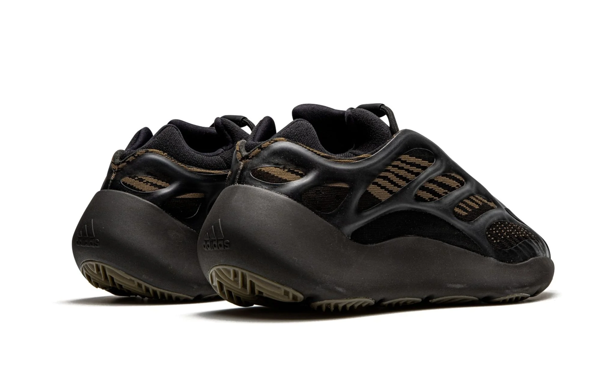 Yeezy 700 V3 Clay Brown - Image 3