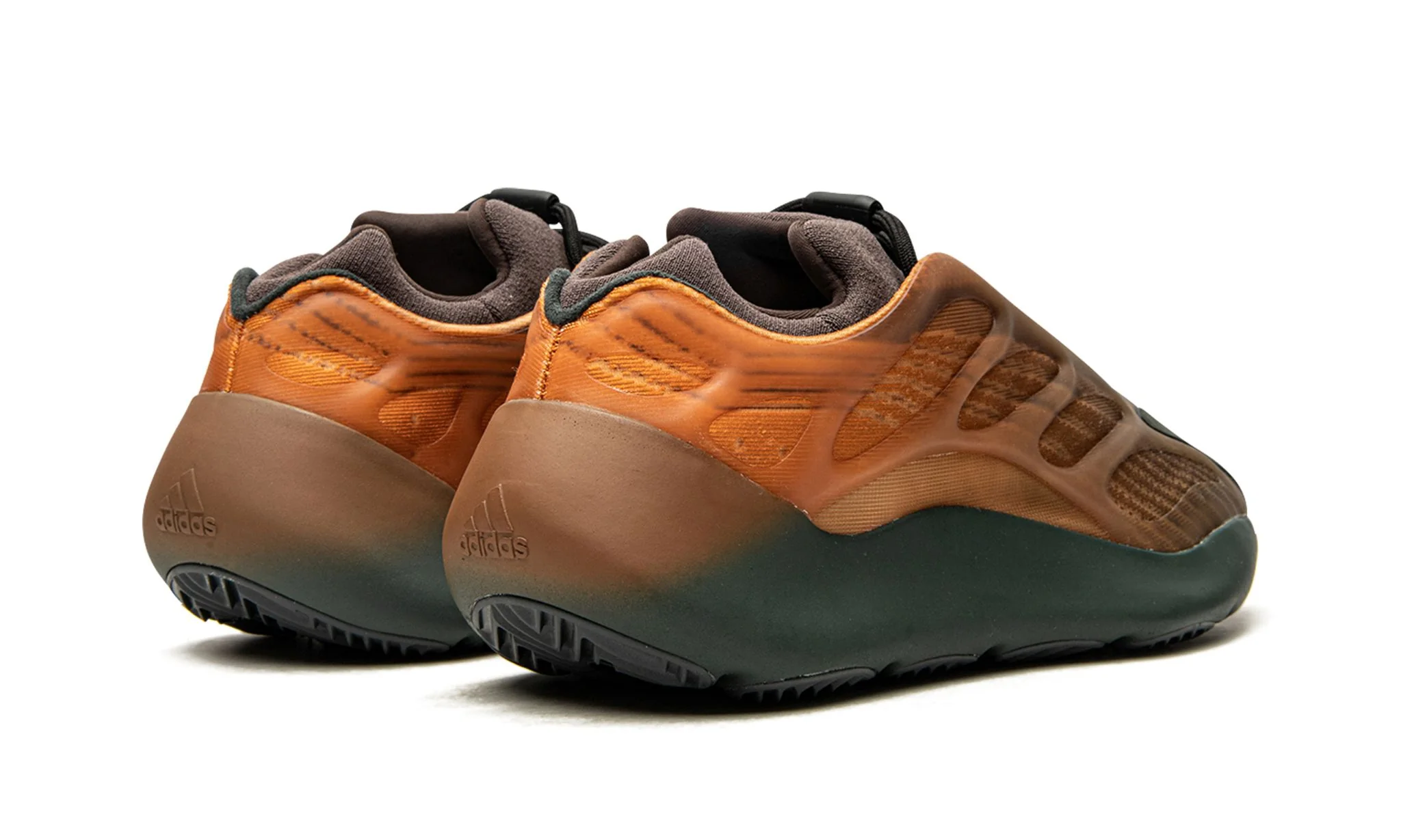Yeezy 700 V3 Copper Fade - Image 3